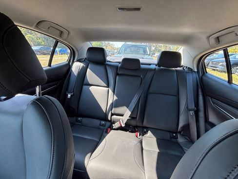 Used 2025 MAZDA MAZDA3 s image 40