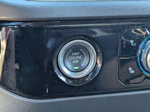 Used 2022 GMC Sierra 1500 Elevation image 30