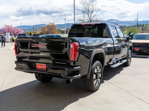 New 2026 GMC Sierra 3500 Denali w/ Denali Reserve Package AWD/4WD image 7