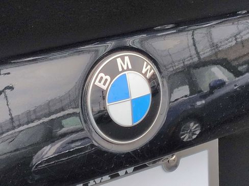 Used 2022 BMW 230i Coupe w/ Premium Package image 12