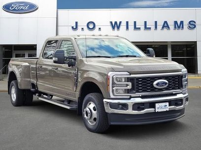 New 2026 Ford F350 Lariat w/ FX4 Off-Road Package