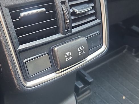 Certified 2023 Subaru Forester Limited AWD/4WD image 14