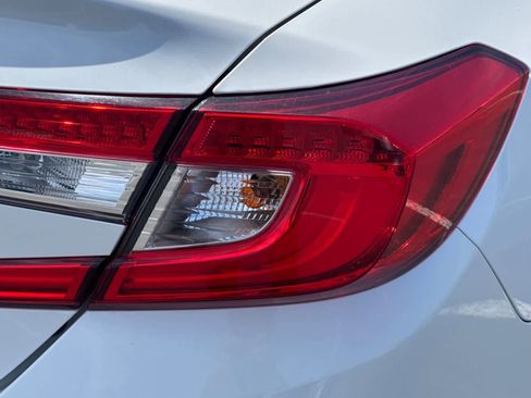 Used 2021 Honda Accord EX-L image 30