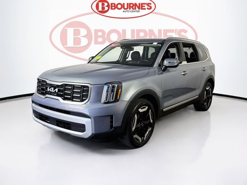 Used 2025 Kia Telluride S FWD image 7