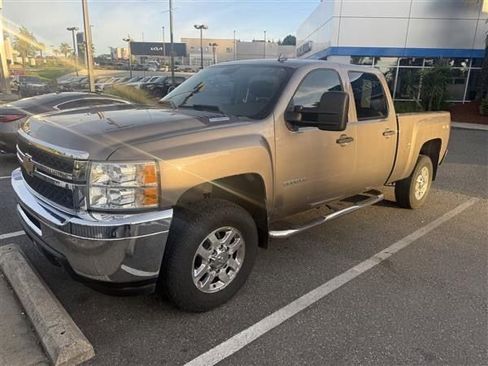 Certified 2013 Chevrolet Silverado 3500 LT AWD/4WD image 2