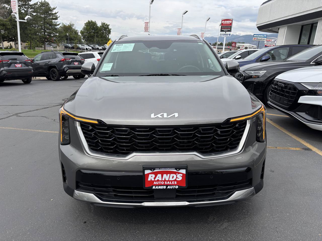 Used 2025 Kia Sorento EX AWD/4WD image 9