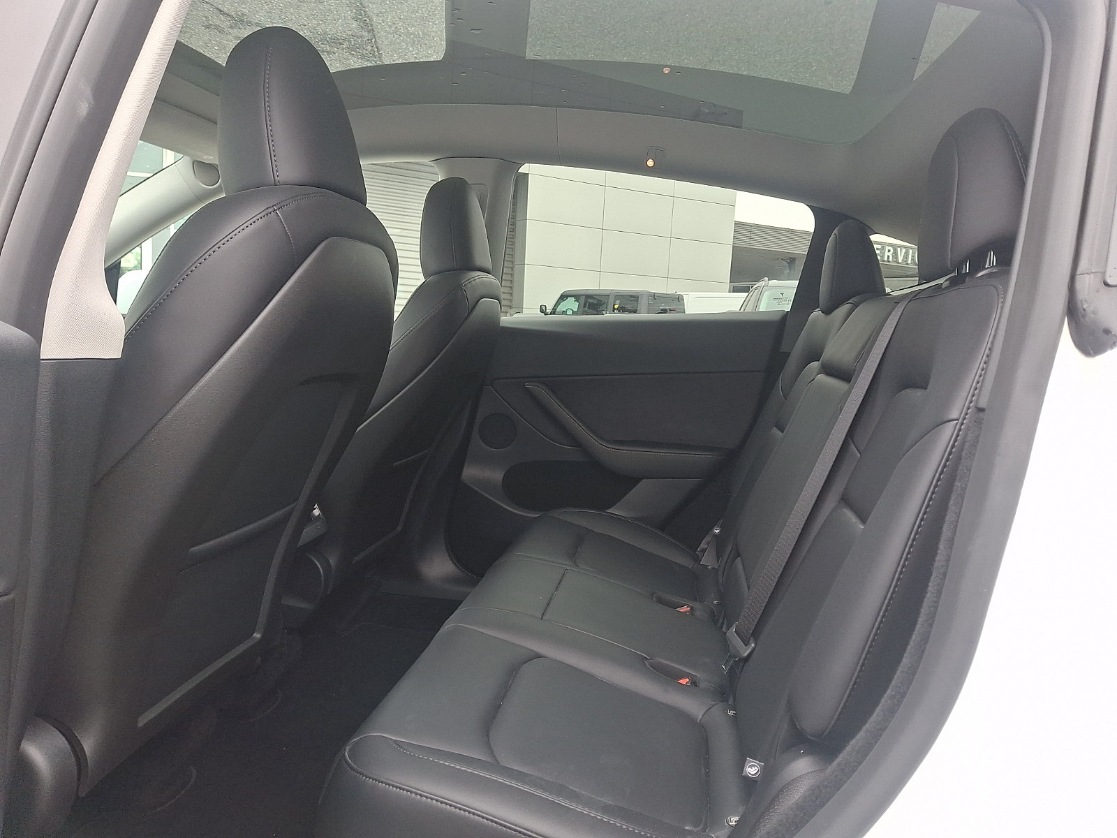 Used 2024 Tesla Model Y Long Range RWD image 10