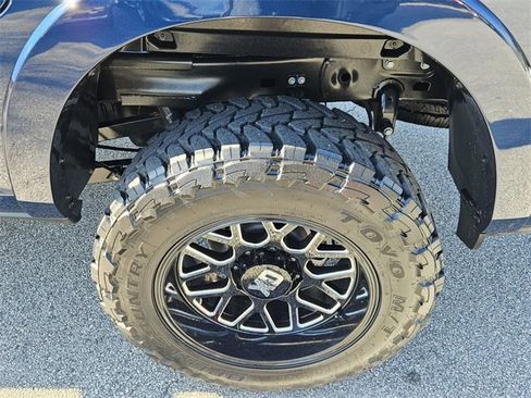 Used 2024 RAM 2500 Limited image 10