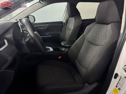 Used 2024 Toyota RAV4 XLE image 13