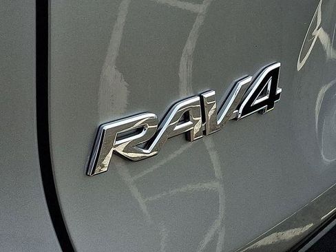 Certified 2025 Toyota RAV4 XLE w/ Convenience Package AWD/4WD image 18