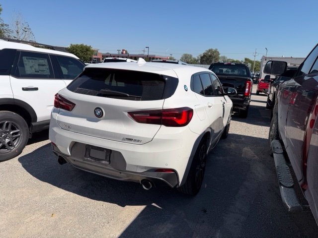 Used 2023 BMW X2 xDrive28i w/ Edition Goldplay AWD/4WD image 4
