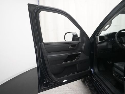 Used 2024 Toyota Tundra Limited w/ TRD Off-Road Package AWD/4WD image 26