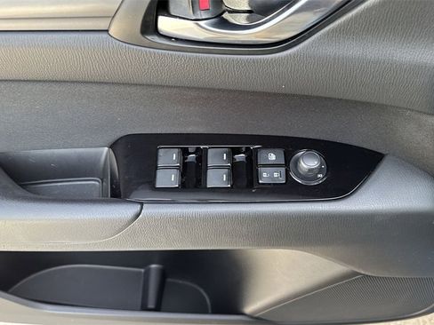 Used 2019 MAZDA CX-5 Sport w/ I-ACTIVSENSE Package image 40