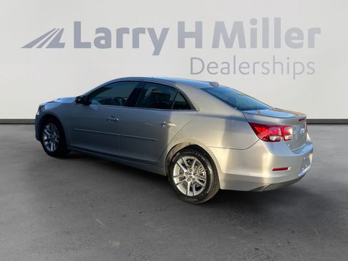 Used 2014 Chevrolet Malibu LT w/ Power Convenience Package image 4