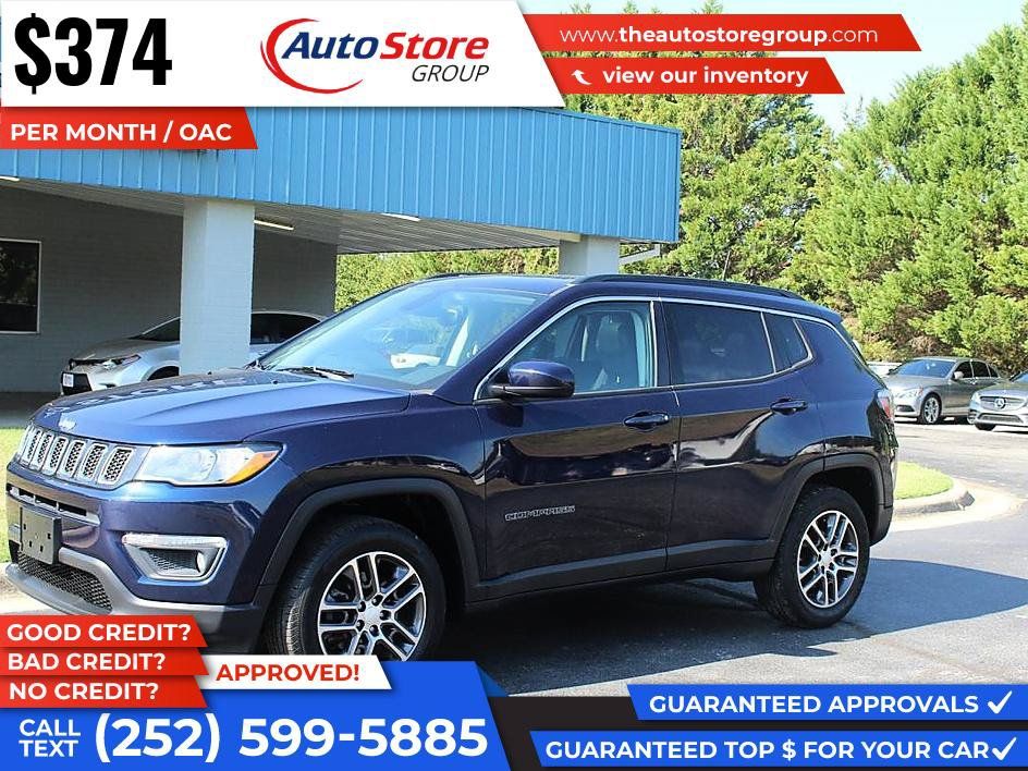 Used 2017 Jeep Compass Latitude w/ Cold Weather Group AWD/4WD image 2