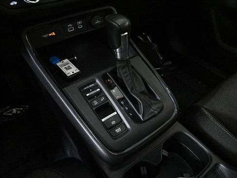 Used 2025 Honda CR-V EX image 12