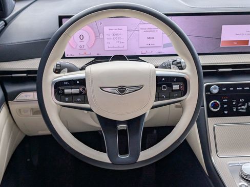 Used 2025 Genesis GV80 3.5T Prestige AWD/4WD image 17