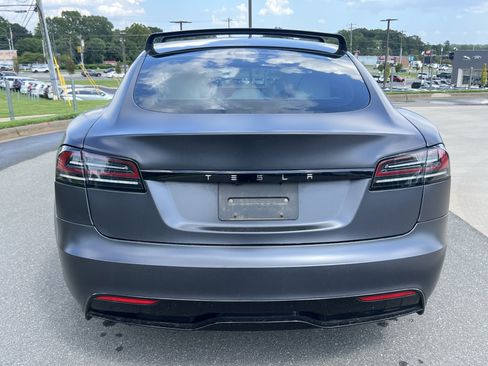 Used 2024 Tesla Model S AWD/4WD image 8