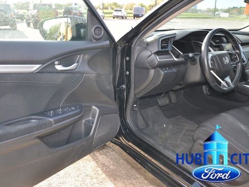 Used 2019 Honda Civic EX image 11