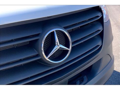 Used 2026 Mercedes-Benz Sprinter 2500 image 31