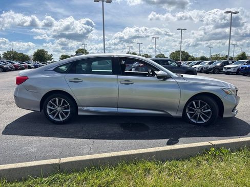 Used 2021 Honda Accord LX image 9