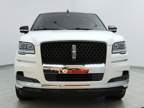 Used 2023 Lincoln Navigator L Black Label image 8
