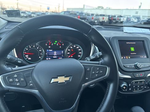 Used 2022 Chevrolet Equinox LT image 11