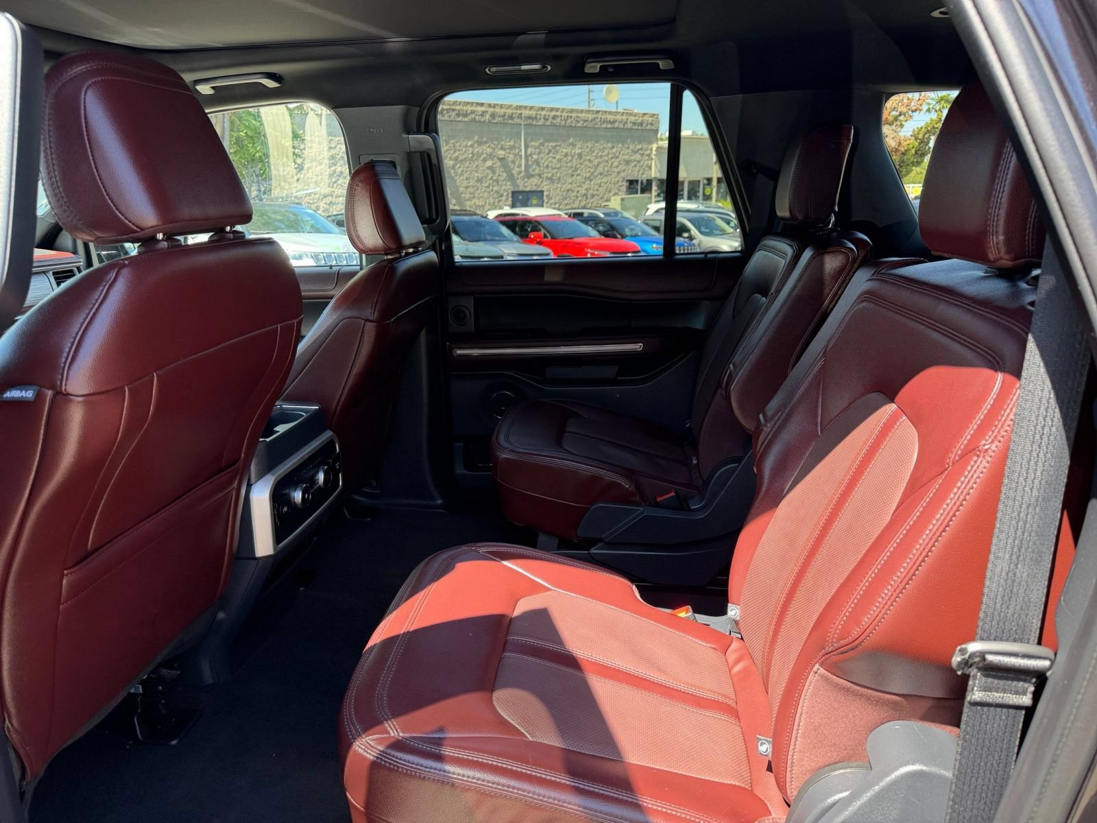 Used 2024 Ford Expedition Max Limited AWD/4WD image 28