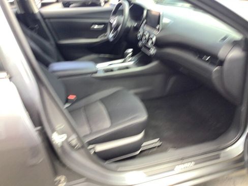 Used 2021 Nissan Sentra SV FWD image 16