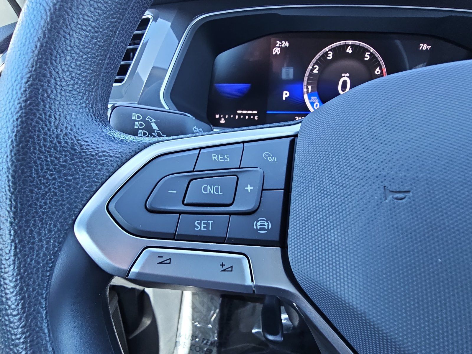 Used 2023 Volkswagen Tiguan S FWD image 17