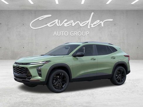 New 2026 Chevrolet Trax ACTIV w/ Sunroof Package image 2