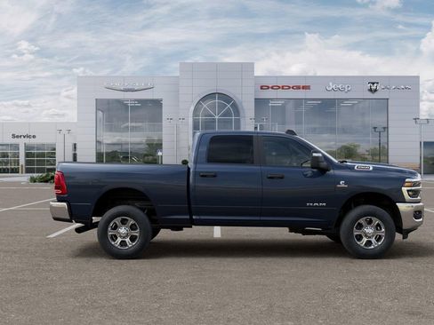 New 2026 RAM 2500 Big Horn AWD/4WD image 21