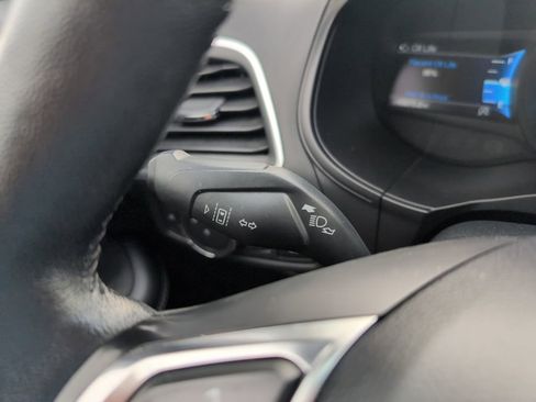 Used 2022 Ford Edge Titanium image 27