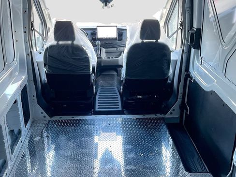 Used 2025 Ford Transit 250 148 High Roof AWD w/ Fleet Fuel Economy Package image 23
