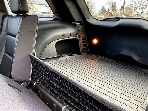 Used 2022 Jeep Grand Cherokee Limited image 36