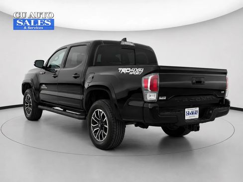 Used 2022 Toyota Tacoma TRD Sport w/ Technology Package AWD/4WD image 5
