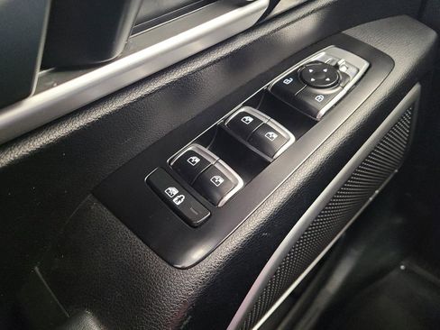 Used 2020 Kia Telluride S AWD/4WD image 27