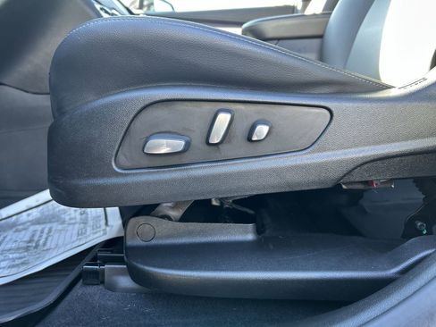 Used 2021 Cadillac XT6 Luxury image 12