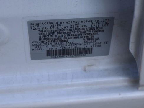 Used 2024 Nissan Versa SV FWD image 27