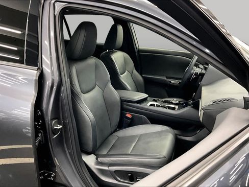 Used 2024 Lexus RZ 300e Premium FWD image 9