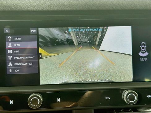 Certified 2026 Porsche Macan S AWD/4WD image 23