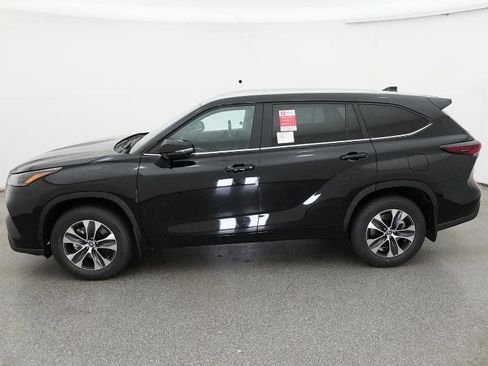 New 2026 Toyota Highlander XLE AWD/4WD image 6