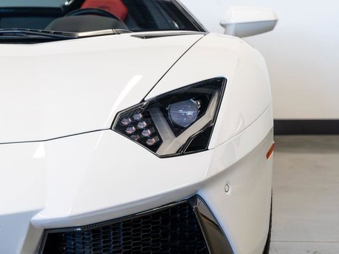 Used 2015 Lamborghini Aventador LP 700-4 image 29
