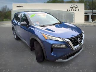 Used 2023 Nissan Rogue S AWD/4WD video 2