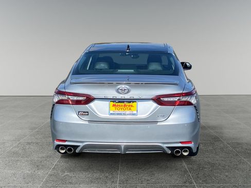 Used 2018 Toyota Camry XSE w/ Driver Assist Package FWD image 4