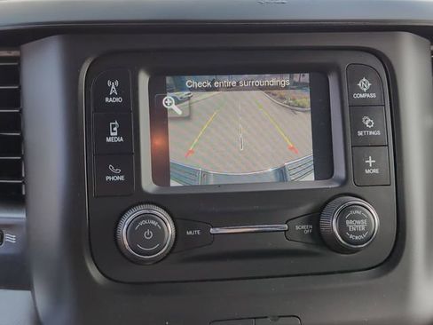 Used 2022 RAM 2500 Tradesman w/ Chrome Appearance Group image 18