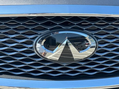 Certified 2025 INFINITI QX50 Luxe AWD/4WD image 48