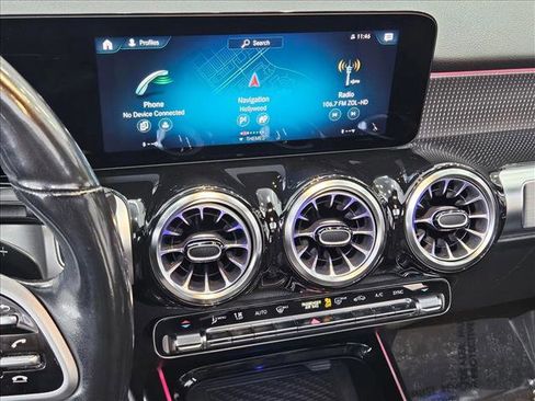 Certified 2022 Mercedes-Benz GLB 250 4MATIC image 13