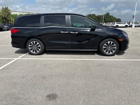 Used 2024 Honda Odyssey EX-L image 6