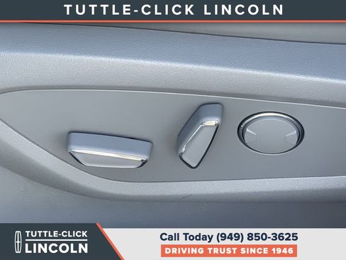 Certified 2022 Lincoln Nautilus Reserve w/ Equipment Group 201A image 22